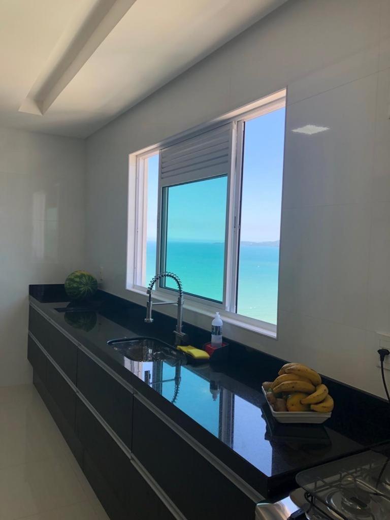 Cobertura Com Belissima Vista Para O Mar E Jacuzzi Itapema Ngoại thất bức ảnh